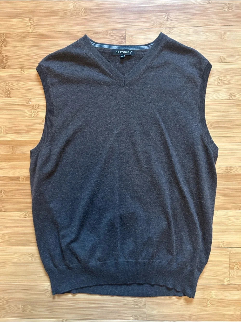 BRITCHES Brown Wool V-Neck Sweater Vest - Picture 3 of 8